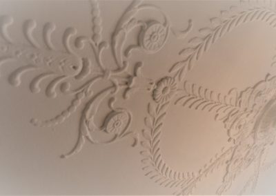 Staff au plafond en rosace